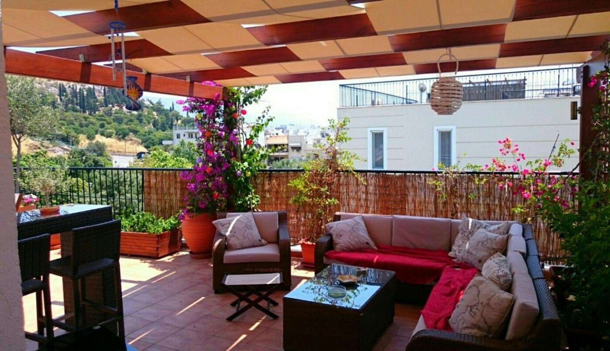 Cozy Apartment In Acropolis With Roof Garden Atena Exterior foto